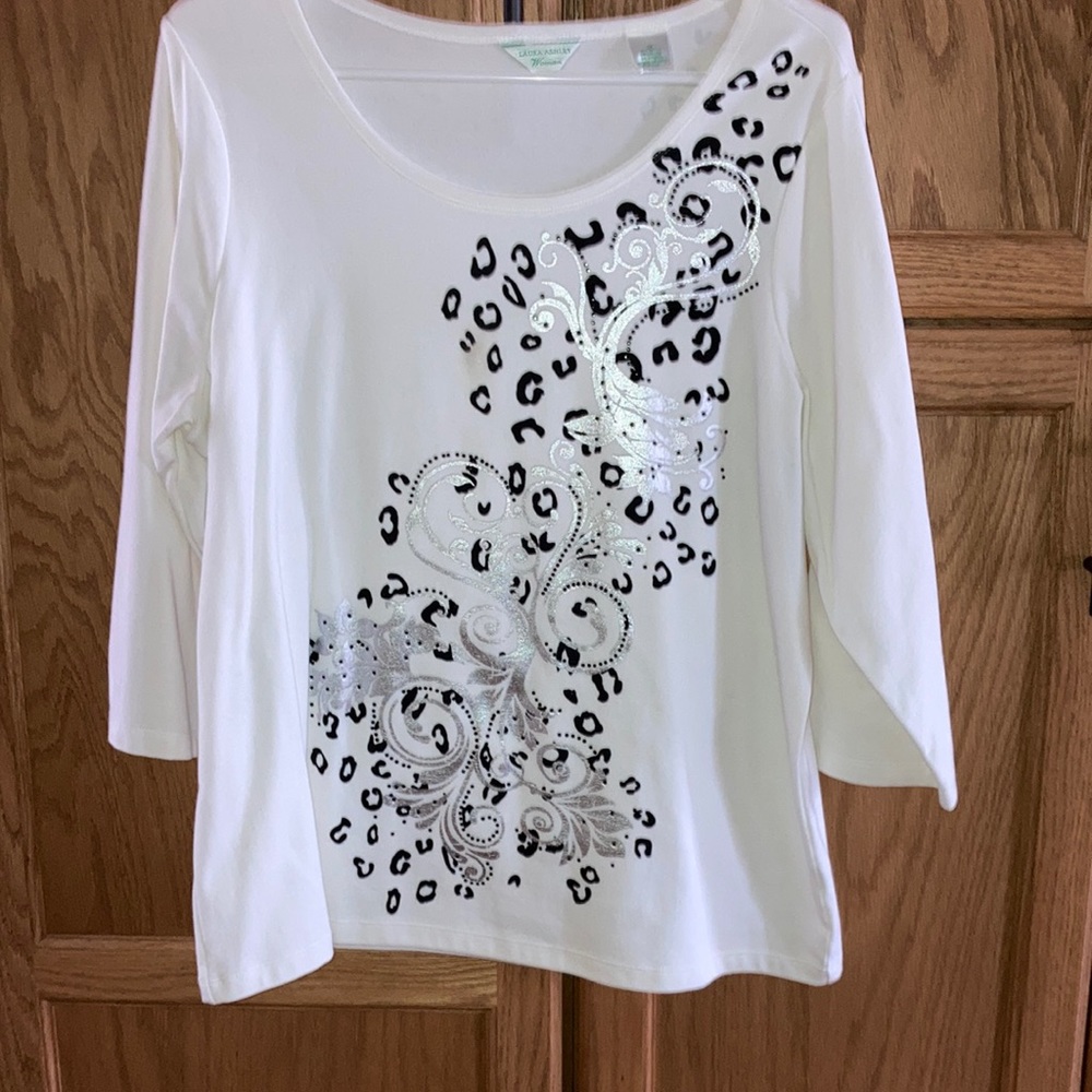 Laura Ashley Top